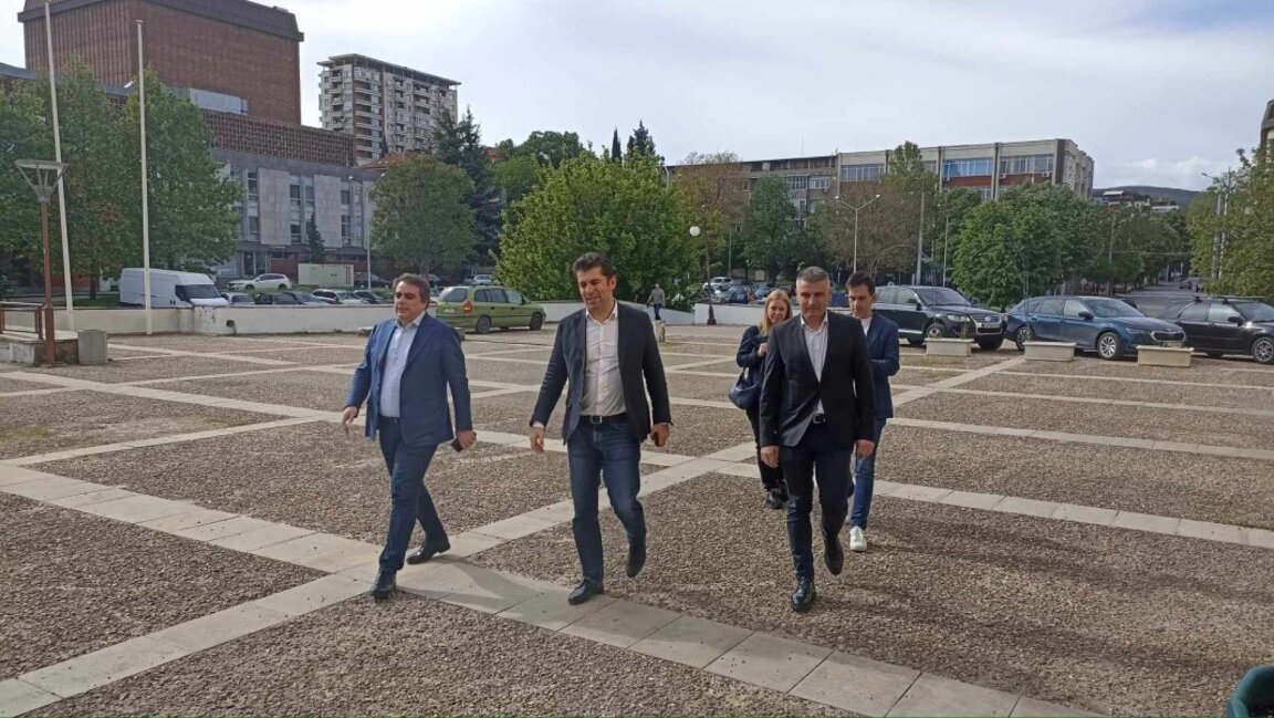 Кирил Петков: Гласуваните пари за мините са предизборна пиратка от ГЕРБ и ДПС