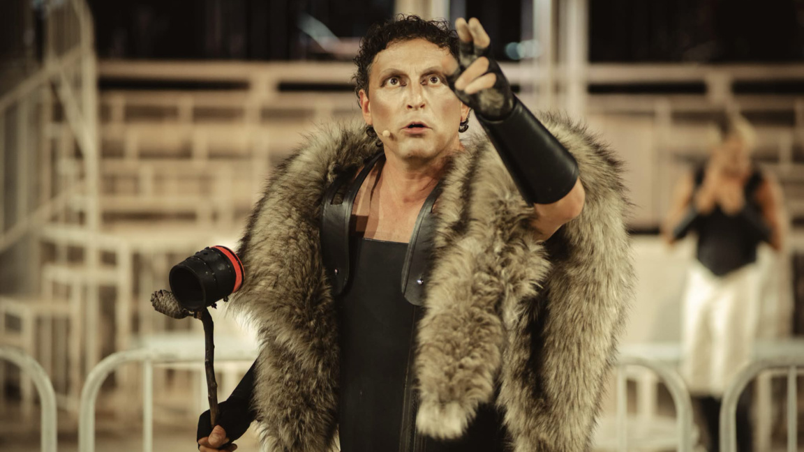 "Вакханки": когато трагедията се случва вътре в човека