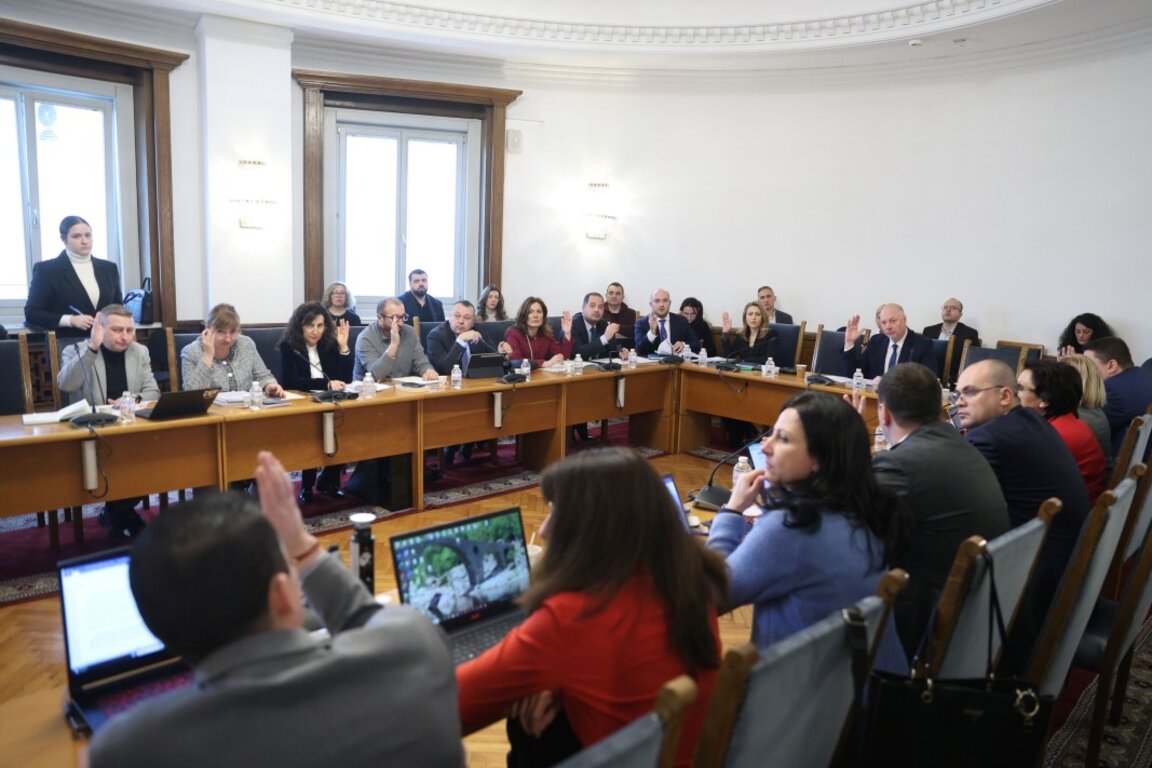На комисия: ГЕРБ подкрепи и трите законопроекта за промени в Закона за съдебната власт