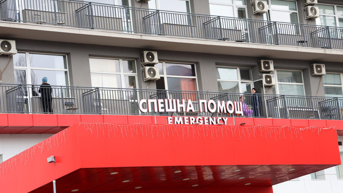 В "Пирогов" оперираха момчето, паднало о...