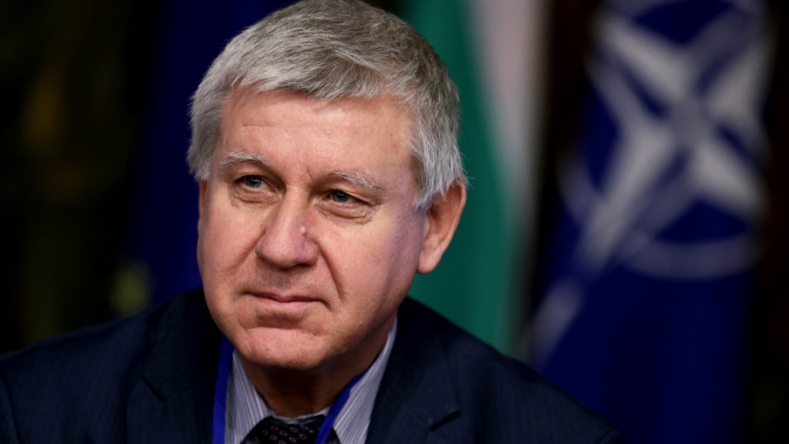 Вилис Цуров