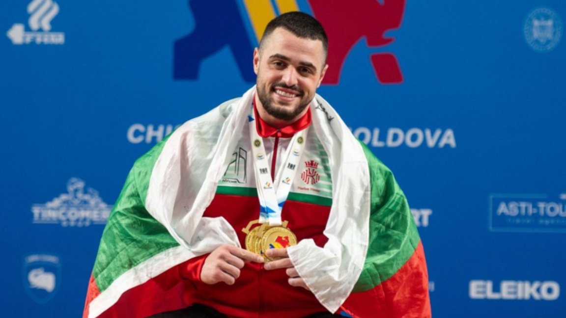 Карлос Насар