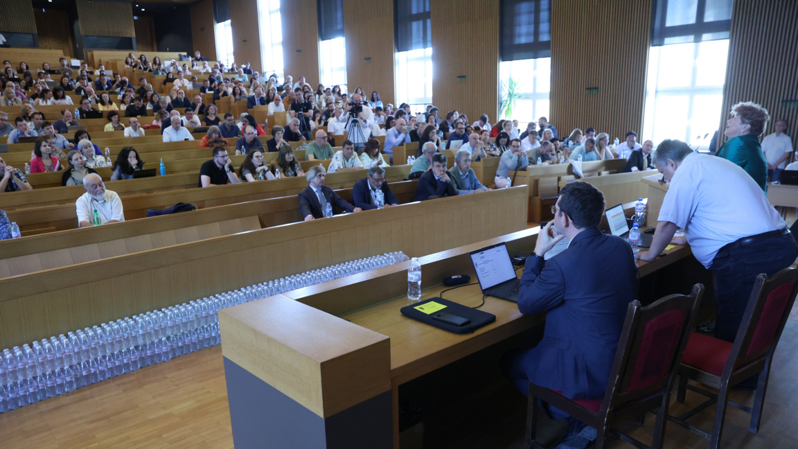 Общото събрание на Софийския университет избира нов ректор