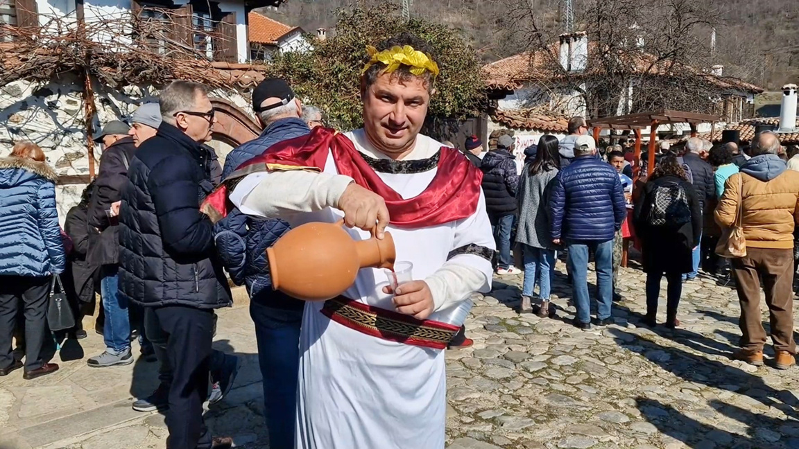 Producătorii de vin din toată țara vor concura la Trifoniada