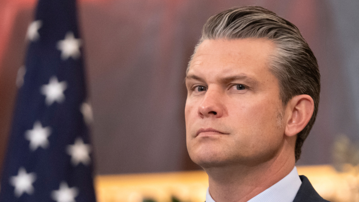 Министърът на отбраната на САЩ Пийт Хегсет