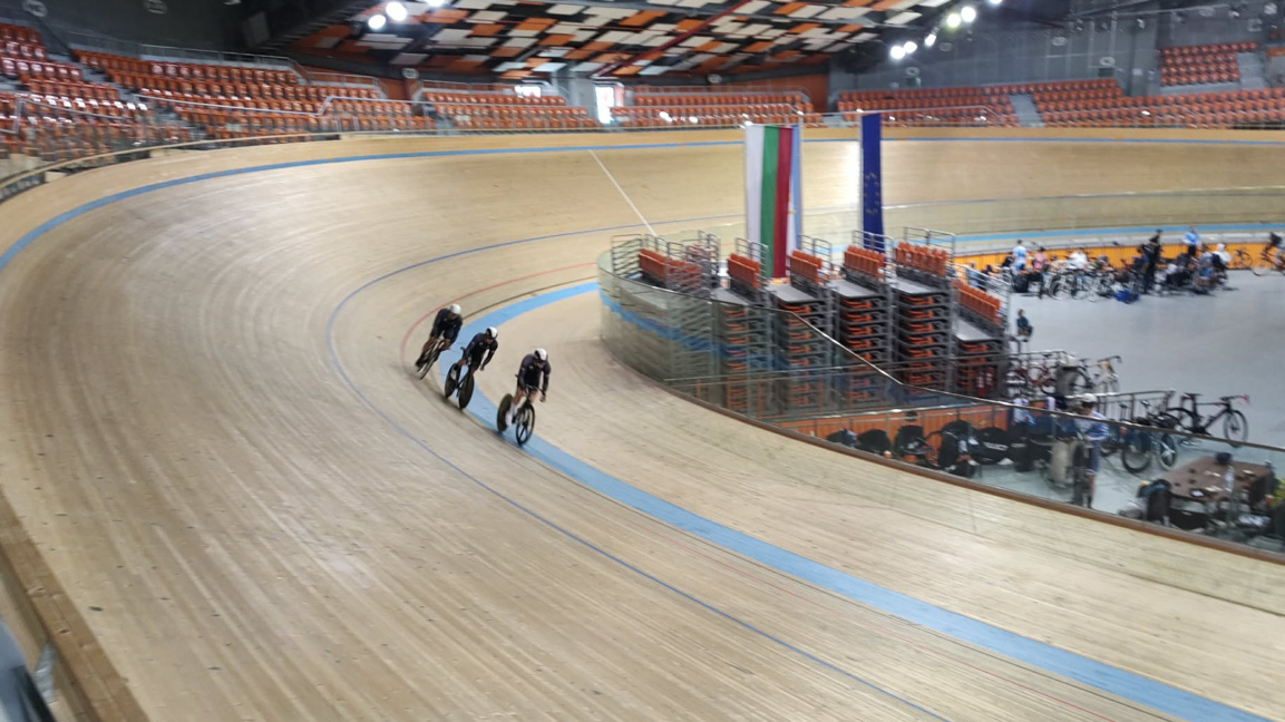 Разградчани впечатлиха в отборния спринт