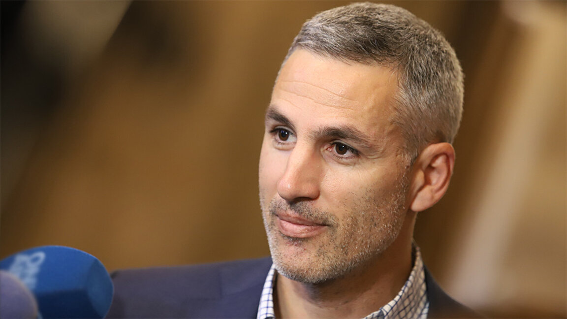 Андрей Гюров