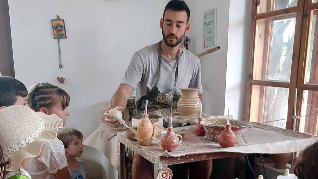 Lección sobre Bulgaria: camino al autoconocimiento con la escuela “Rodolyubie” 