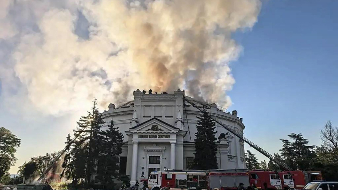 Четирима души са пострадали при атаката с дронове в Севастопол
