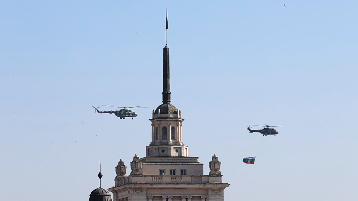 Η Βουλγαρία γιόρτασε την Ημέρα Ανδρείας και με F-16