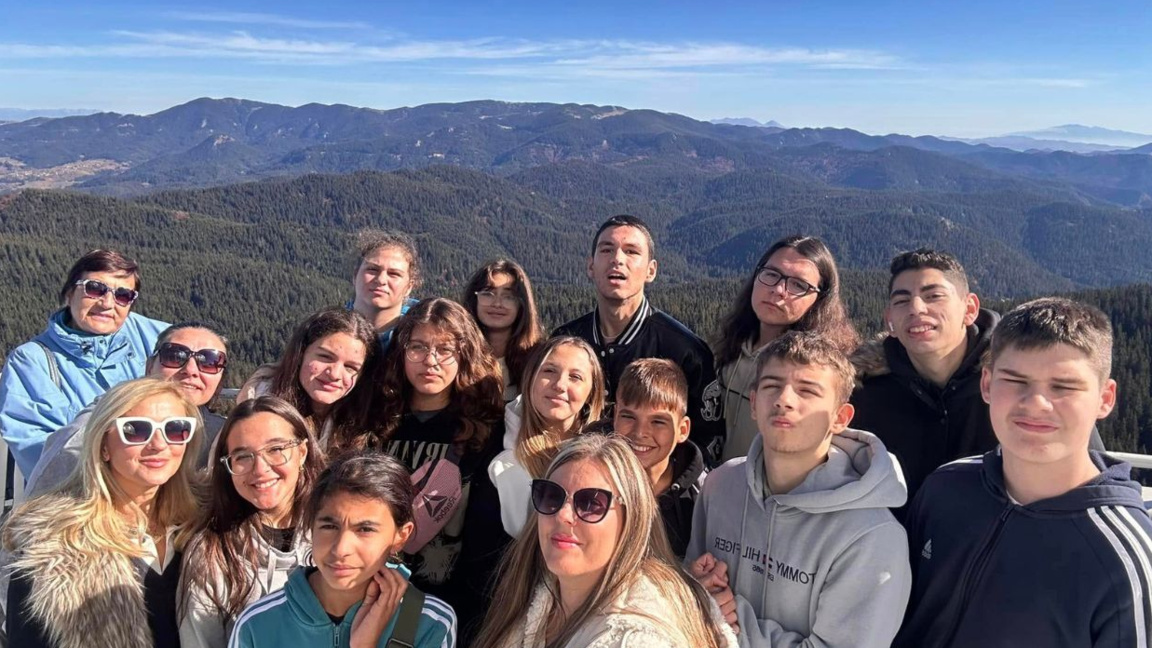 A Lesson on Bulgaria: Bulgarian children from Larnaca go to the Rhodopes and BNR