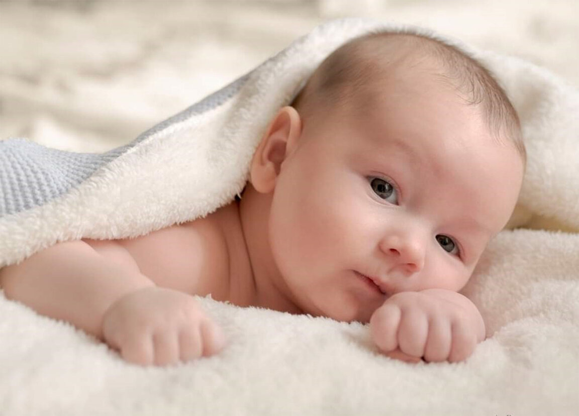 Логопед: Средно на 6-месечна възраст на бебето се подава електронно устройство