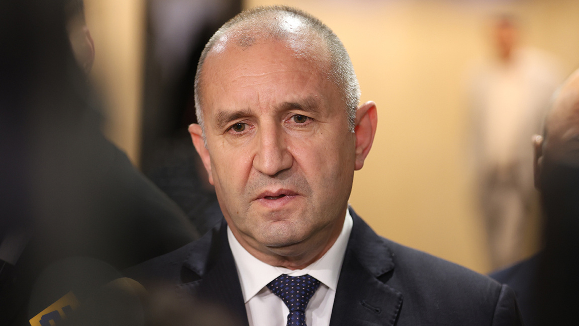 Премиерът Радев се среща с ръководствата на "Литаско" и "Лукойл"