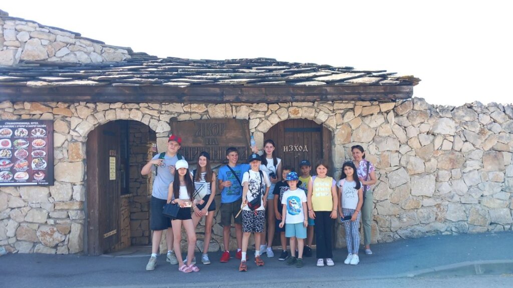 Lección sobre Bulgaria: cómo el conocimiento protege a niños búlgaros en Skopje