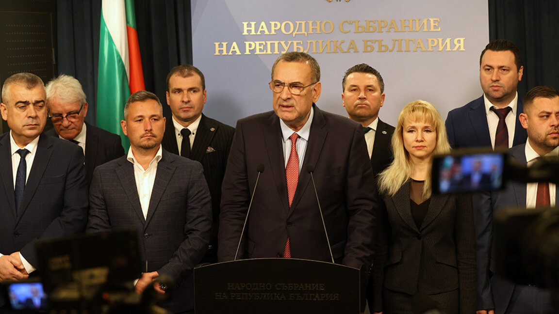 ДПС-ДПС решава дали ще продължи да подкрепя управлението