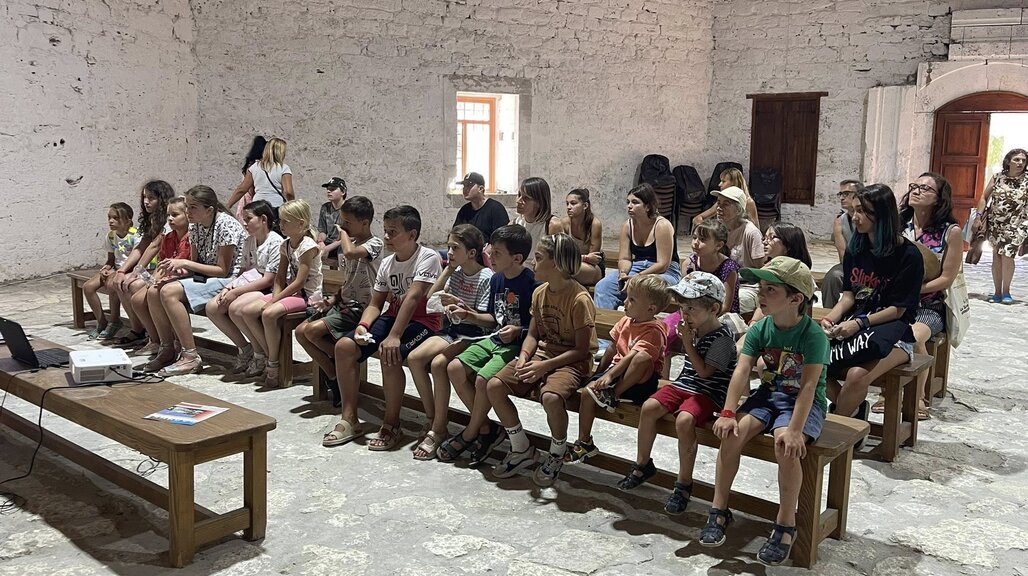 Lección sobre Bulgaria: camino al autoconocimiento con la escuela “Rodolyubie” 