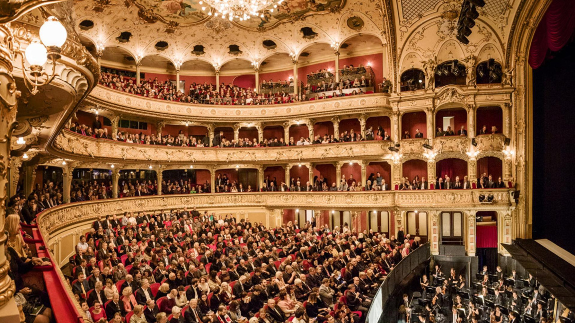 Цюрихска опера