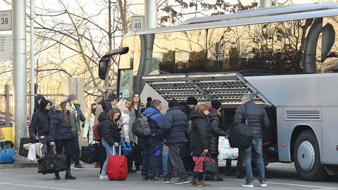 Автобусните превозвачи настояват за компенсации от държавата