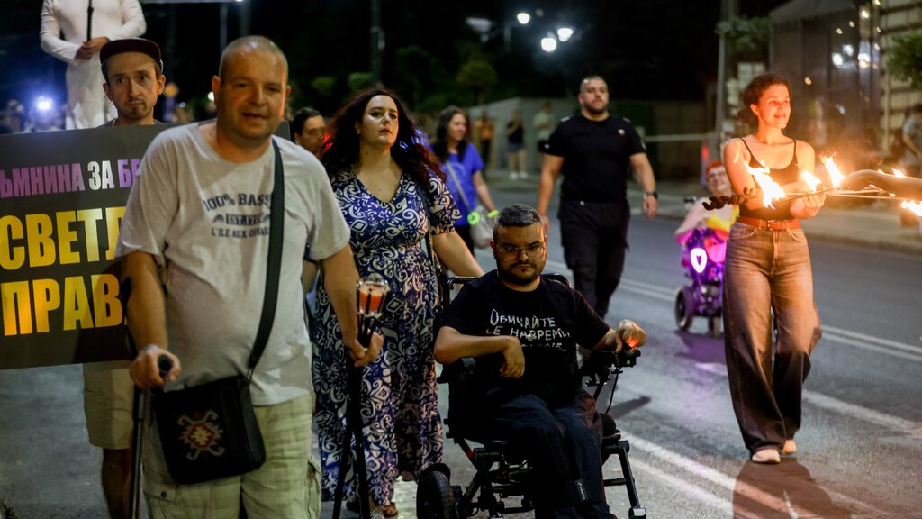 Sofya'da engelli vatandaşlardan protesto