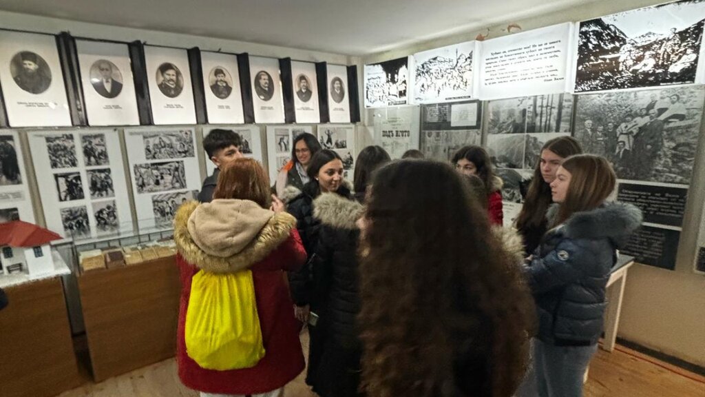 Lección de Bulgaria... con la escuela “Raina Knyaginya” en Burgos, España