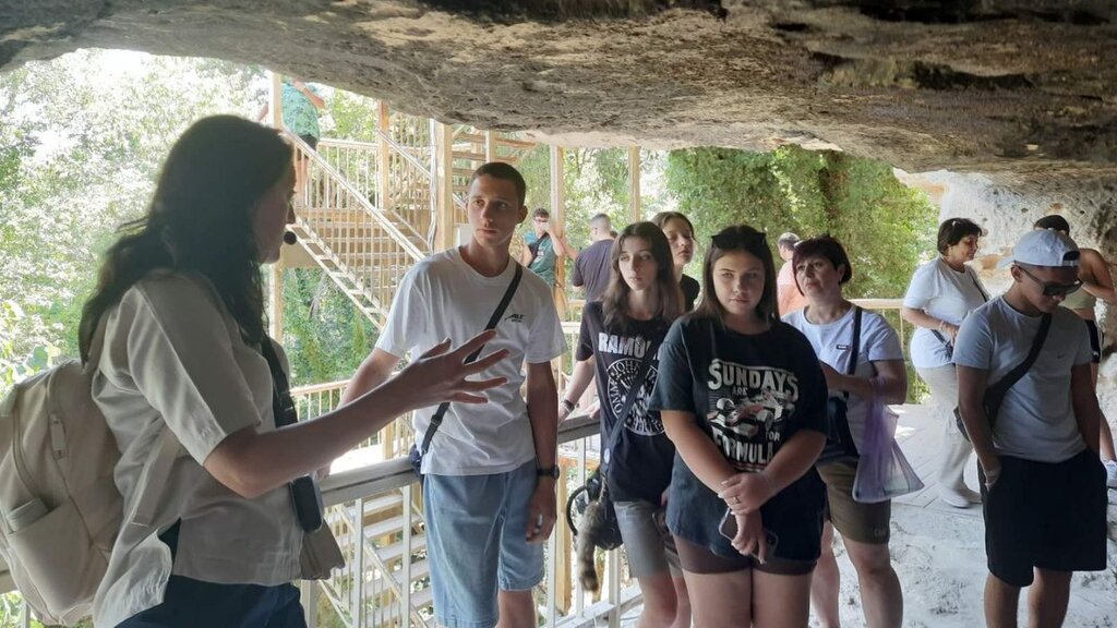 Lección sobre Bulgaria… espíritu ancestral en niños de “Izvorche” en Ucrania