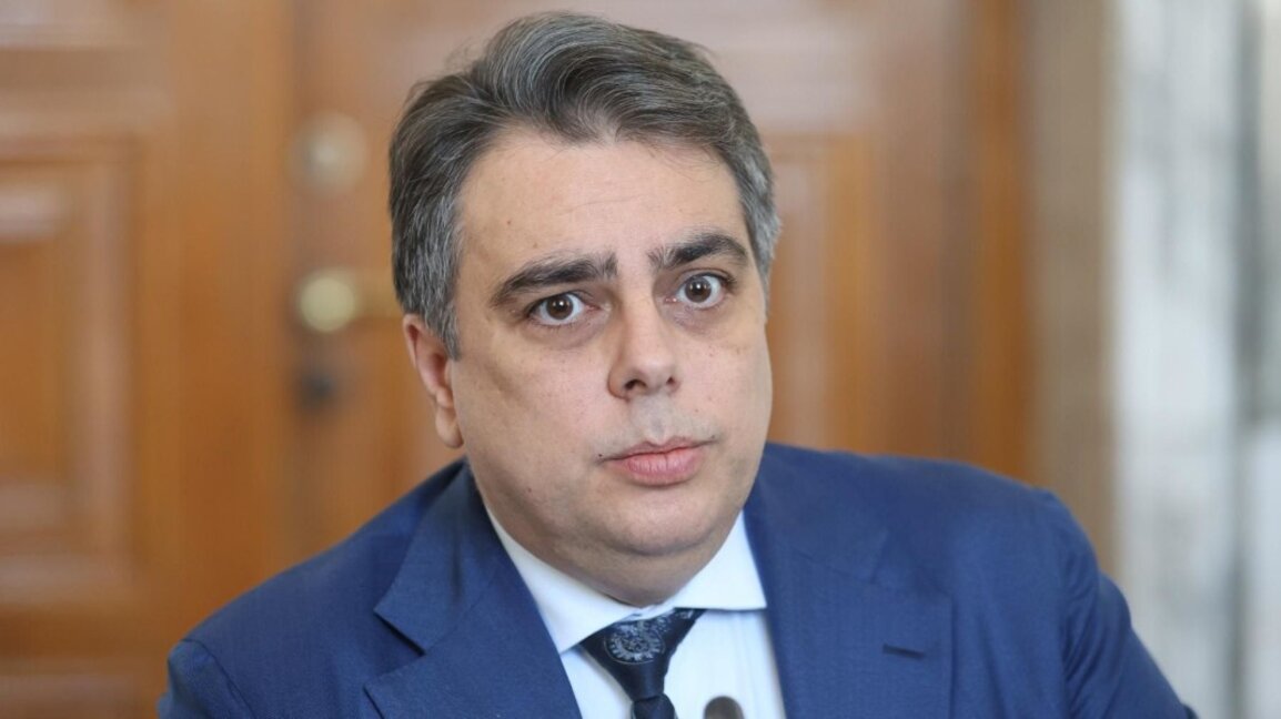 Асен Василев