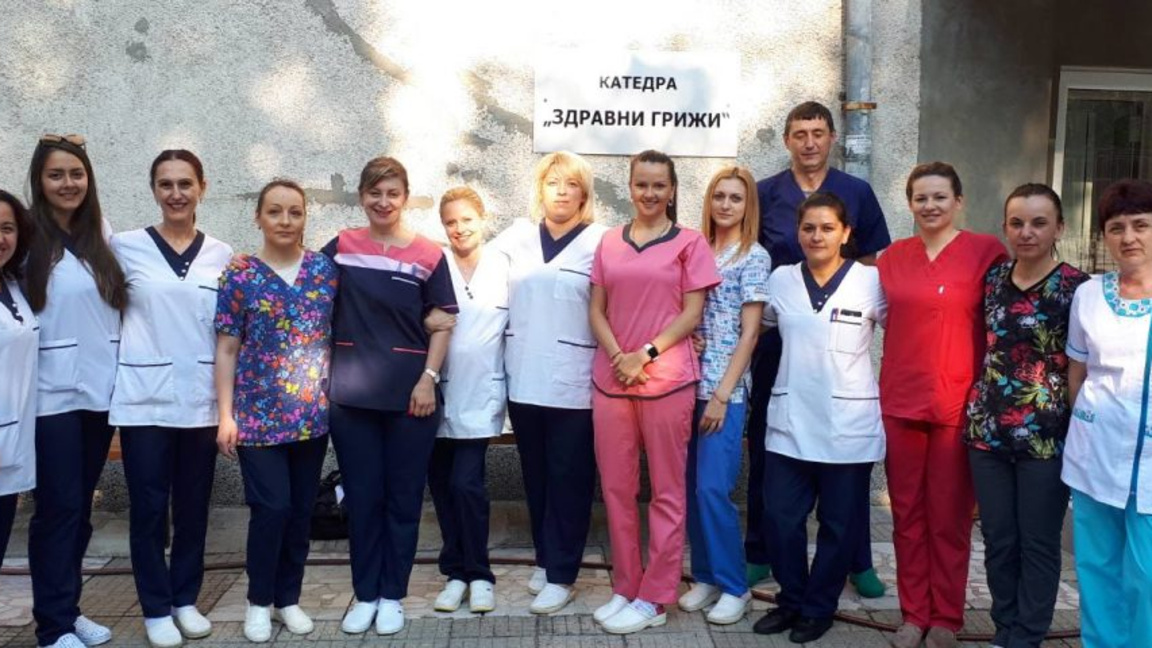 ЮЗУ започва обучение за фелдшери