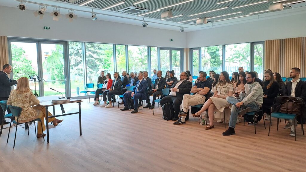 Los búlgaros en el extranjero intercambian su experiencia organizativa en Viena