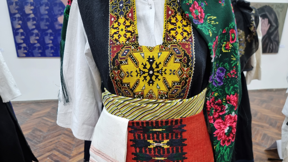 Бугарске народне ношње на изложби у Бакуу