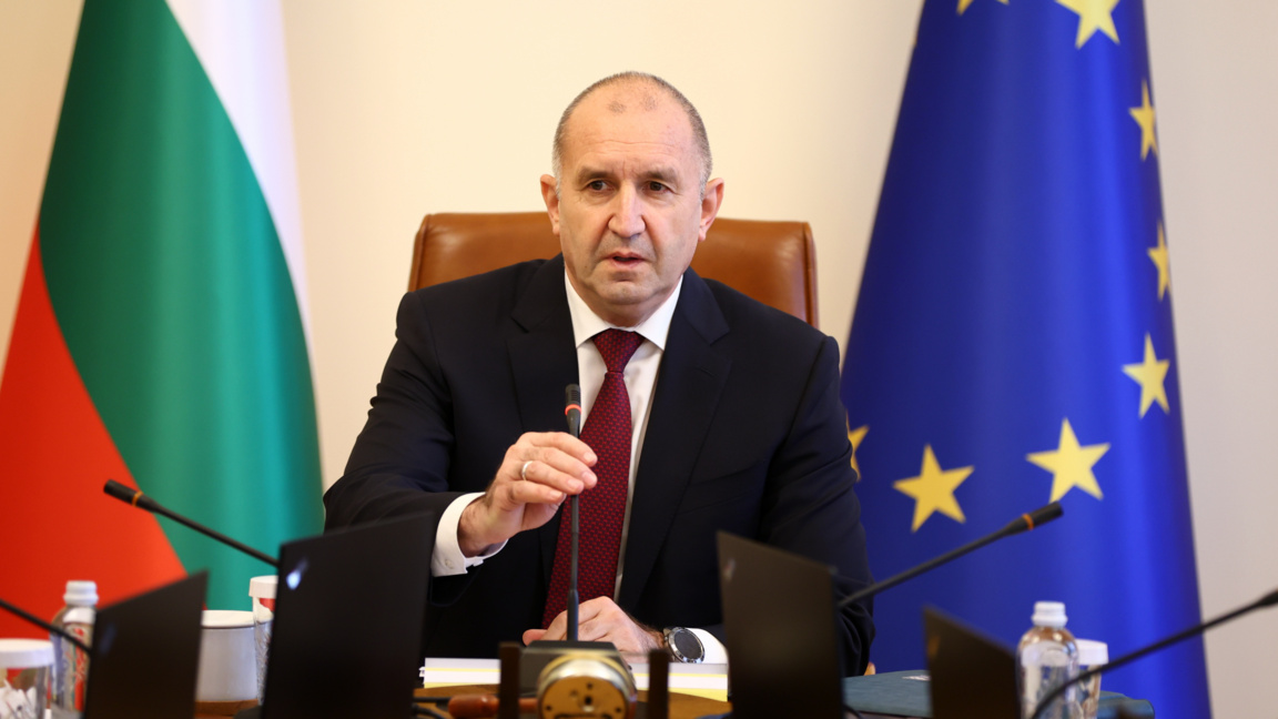 Радев: Завещаха ни огромен бюджетен дефицит, слагаме край на стъкмистиките