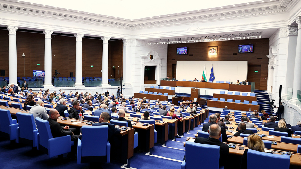 НС одобри на първо четене трите проекта ...