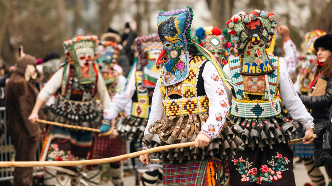 Grupuri din Europa, Asia și Africa participă la „Kukerlandia-2026”