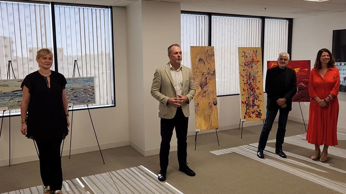 Изложба в Лос Анджелис обединява минало и настояще в българската култура