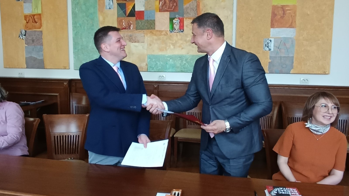 БНР и ИУ-Варна подписаха меморандум за с...