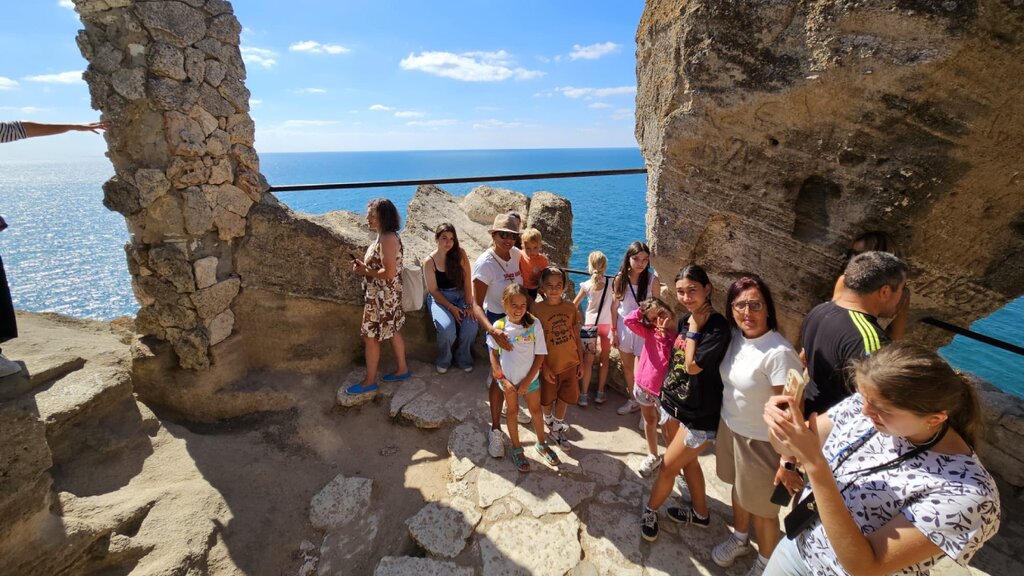 Lección sobre Bulgaria: camino al autoconocimiento con la escuela “Rodolyubie” 