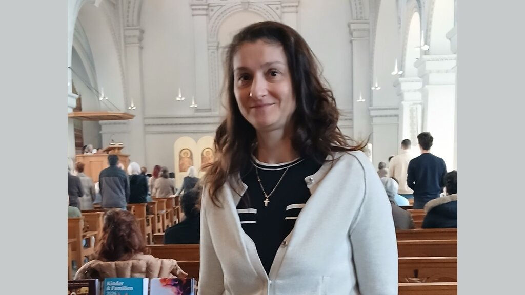 Die Kunst, die Wurzeln zu bewahren: Magdalena Nedeltschewa in Zürich