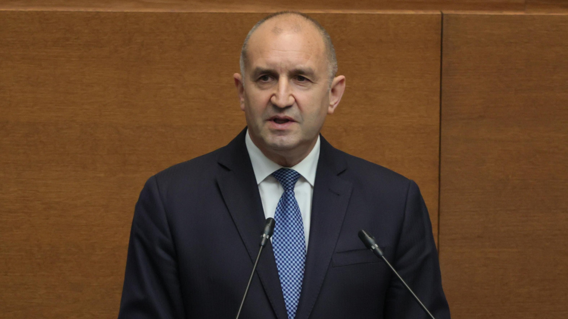Формацията на Румен Радев ще разполага с парламентарно мнозинство.