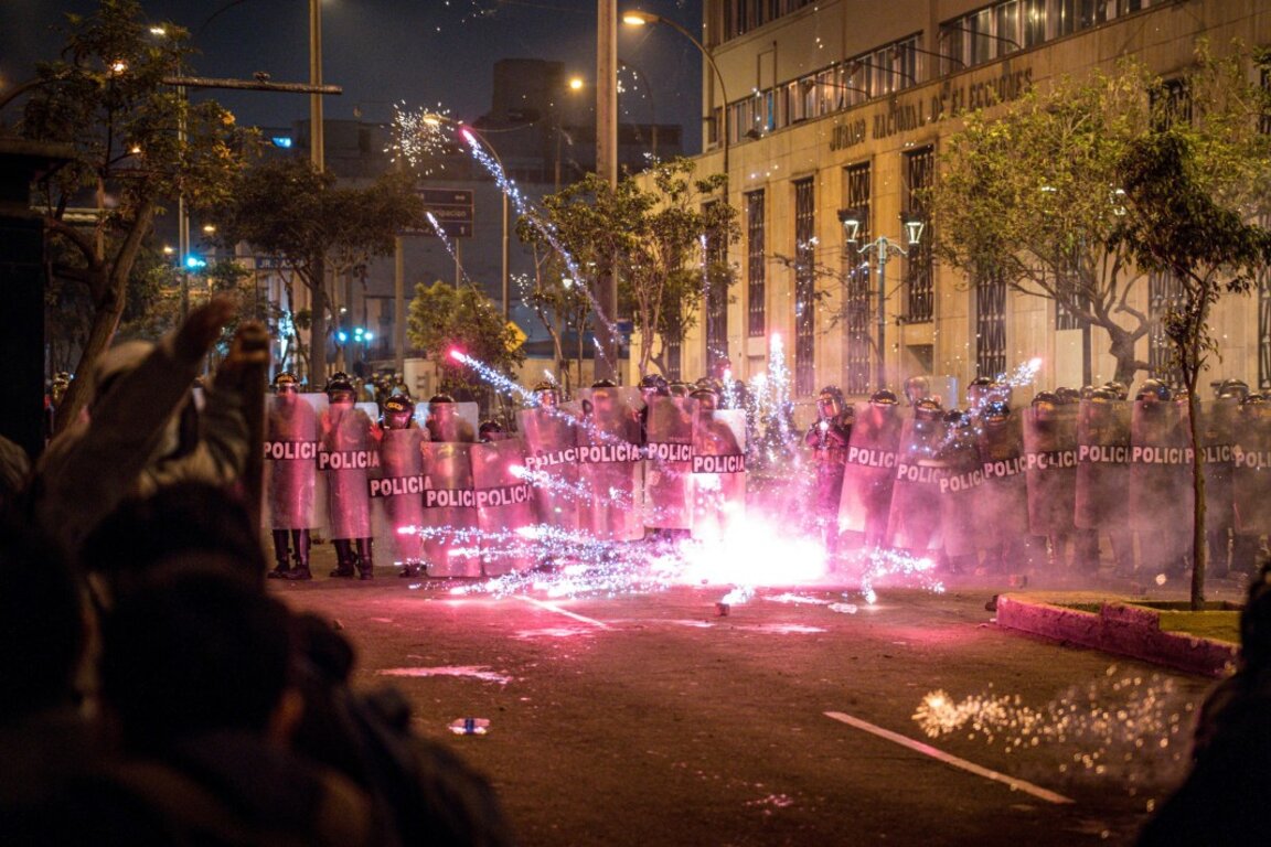 Протест срещу новото правителство на Хосе Хери в Лима, 15 октомври 2025 г.