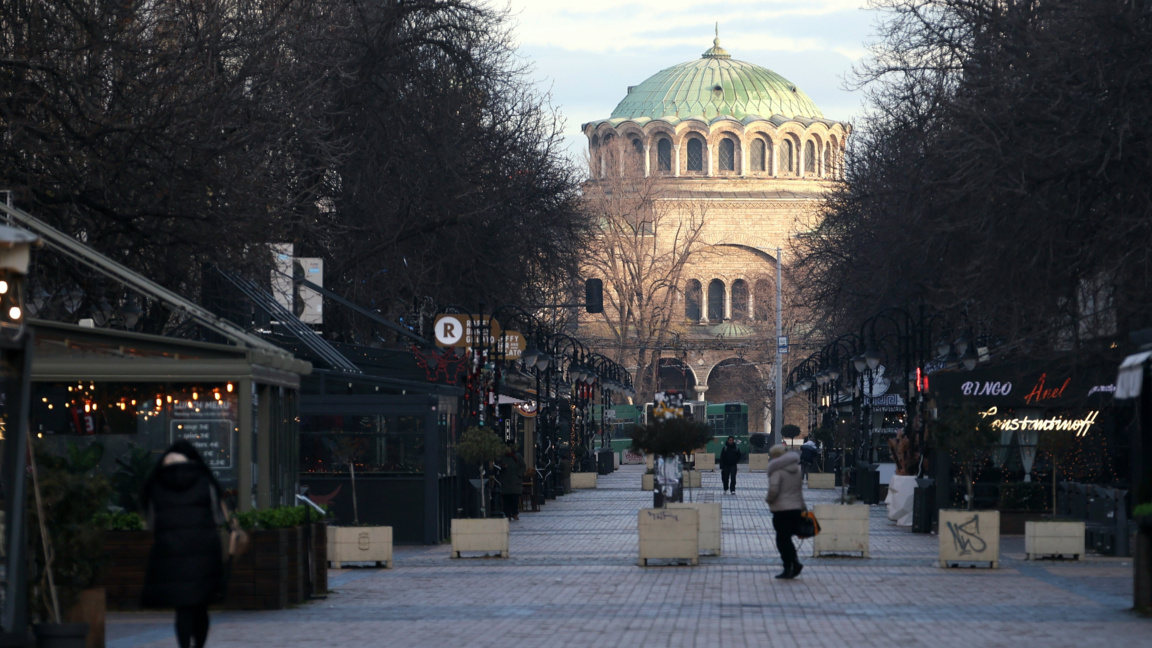 Прогноза за времето - След хладното и мъгливо утро след обяд облачността ще се разкъса