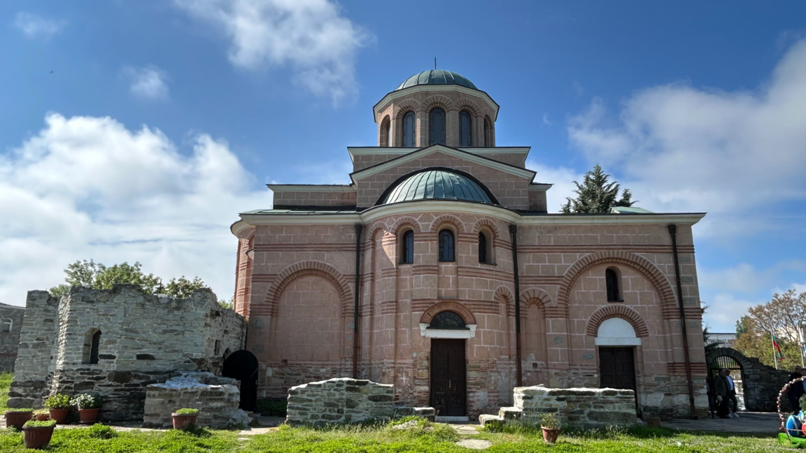 Lieux sacrés des Rhodopes orientales : le monastère Saint-Jean-Baptiste   