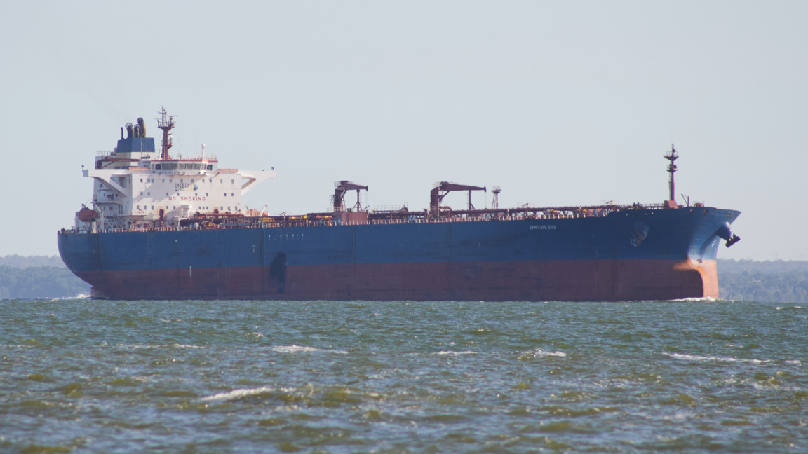 Ройтерс: САЩ обмислят облекчаване на петролните санкции над Русия