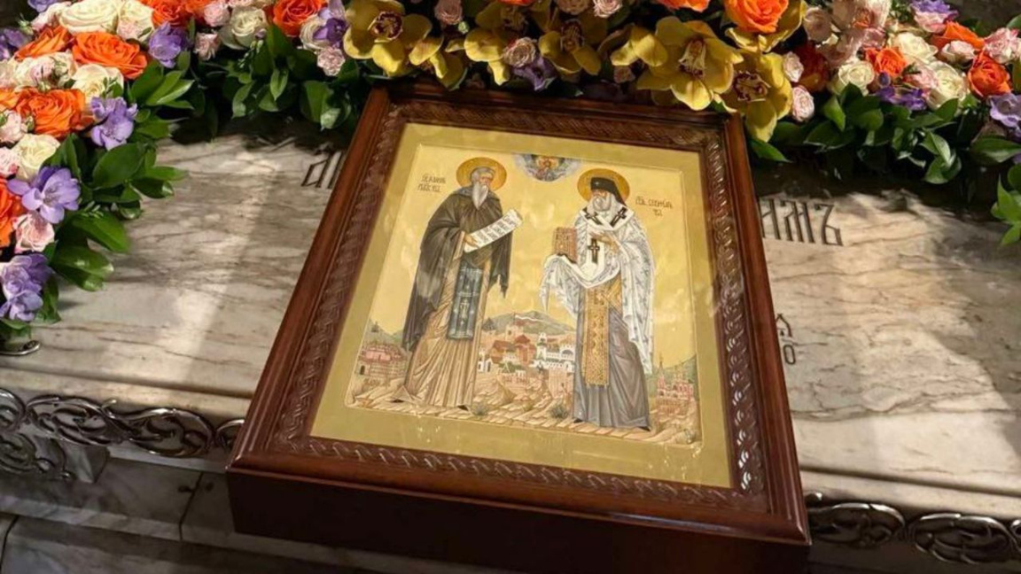 Святые Серафим Софийский чудотворец и Иоанн Рильский в молитве на одной иконе