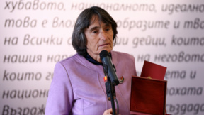 Здравка Евтимова: Хората сме разкази
