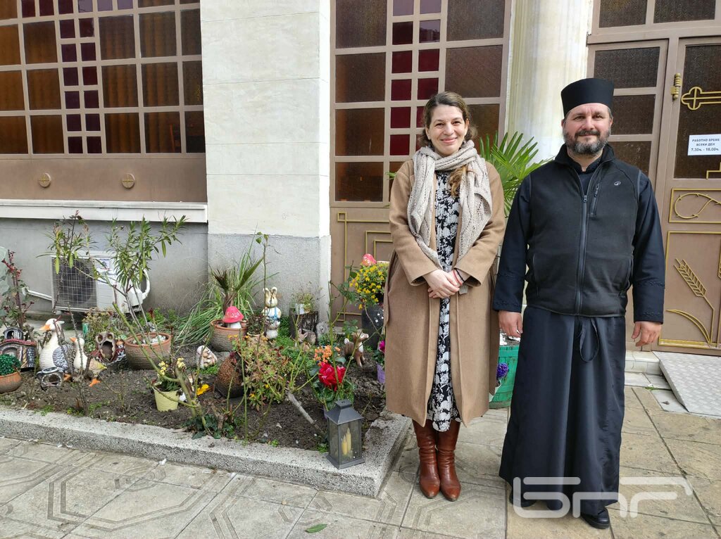 Продължава дарителската кампания за дрехи за Дома в Русокастро