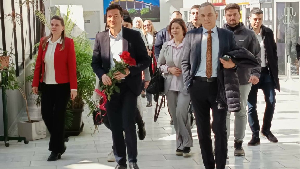 Крум Зарков призова останалите партии за...