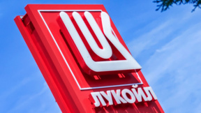 SHBA i zgjat afatin “Lukoil”-it për shitjen e aseteve jashtë vendit