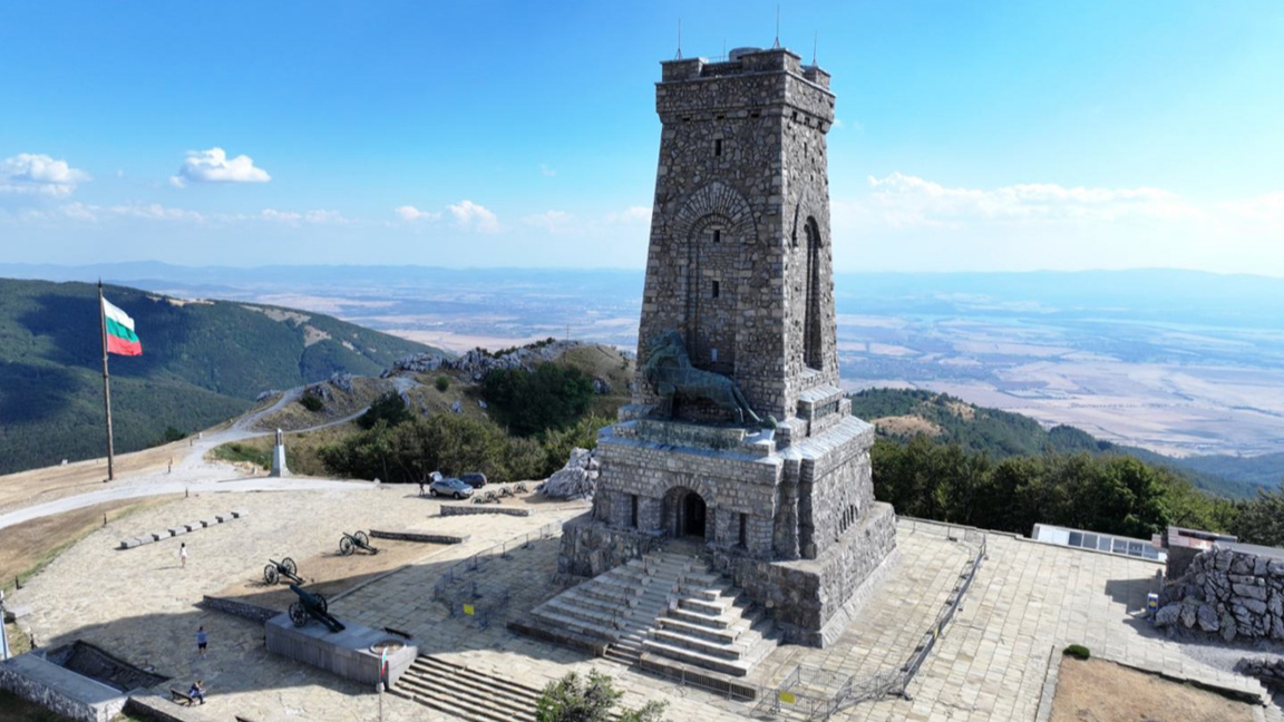 Το Μνημείο της Ελευθερίας στη Σίπκα κλειστό για τους επισκέπτες έως το 2029