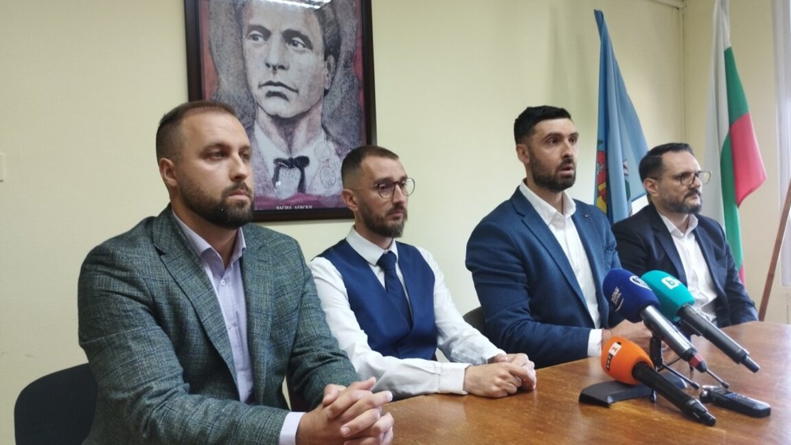 Кметовете на "Младост" и "Люлин" напускат "Продължаваме промяната"