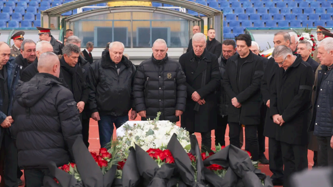 Cérémonie d'hommage à Dimitar Pénev au stade national "Vassil Levski"