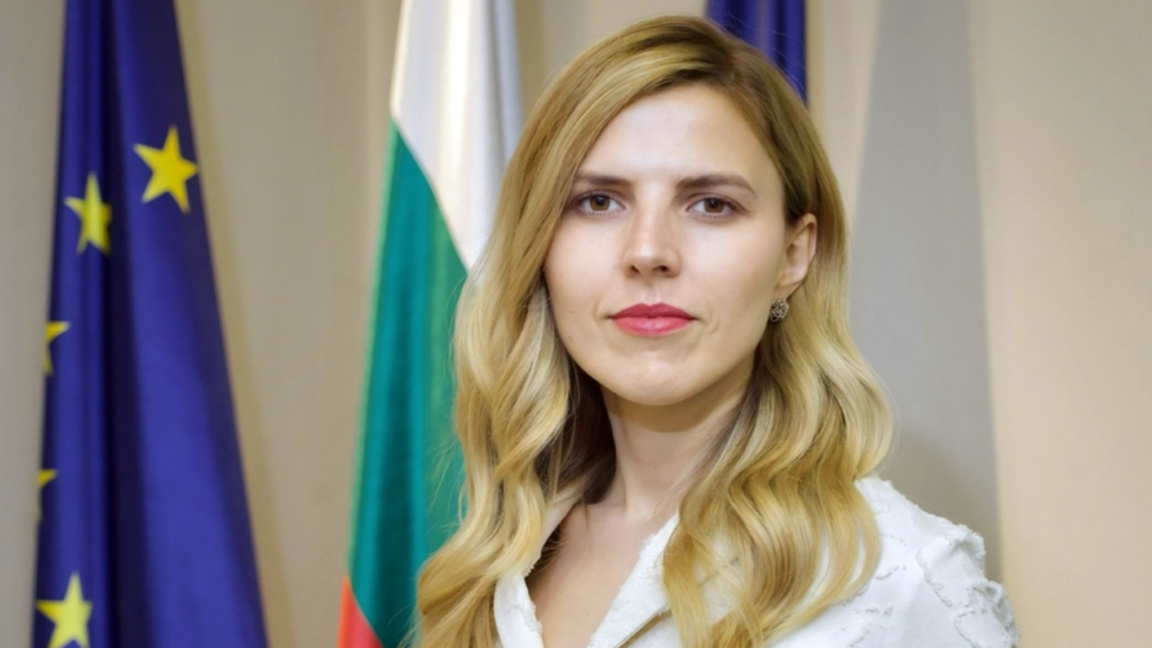 Министърът на външните работи Велислава Петрова-Чамова